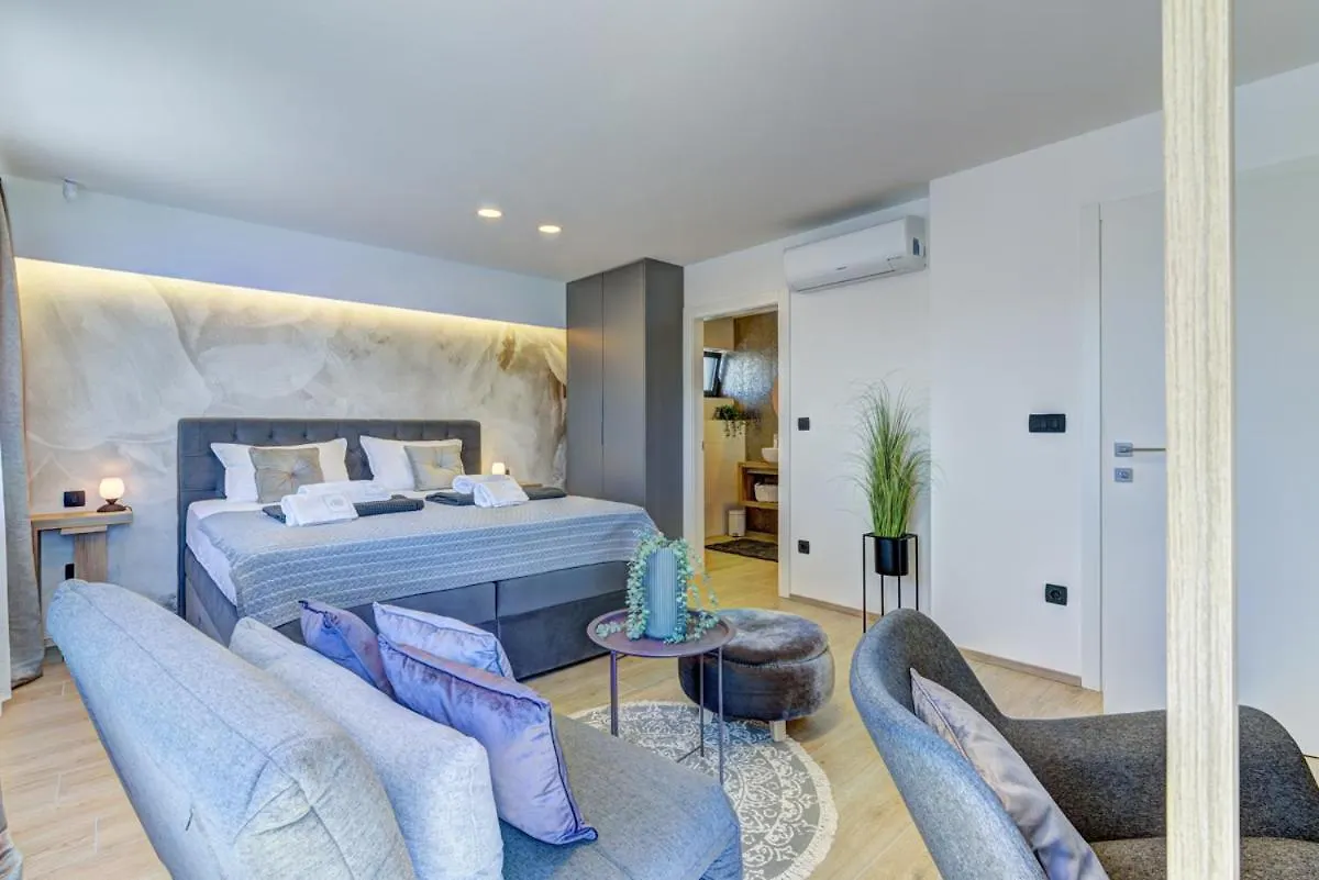 Villa One By Aneo Travel Novi Vinodolski