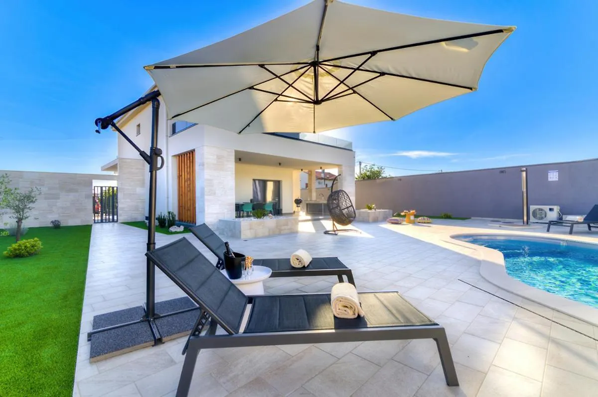Villa One By Aneo Travel Novi Vinodolski