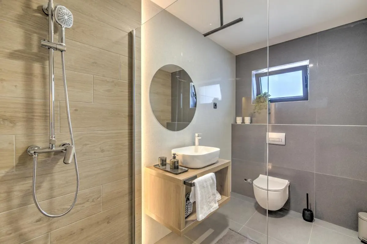 Villa One By Aneo Travel Novi Vinodolski