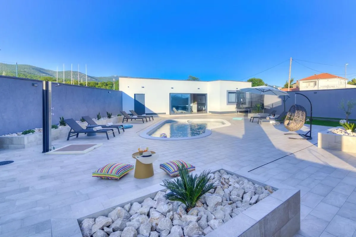 Villa One By Aneo Travel Novi Vinodolski Croatia