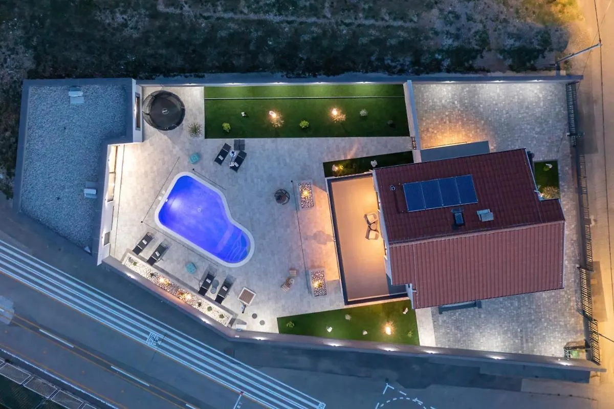 Villa One By Aneo Travel Novi Vinodolski 0*,