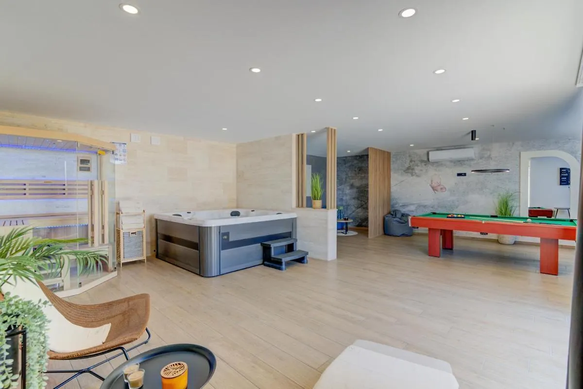 Villa One By Aneo Travel Novi Vinodolski